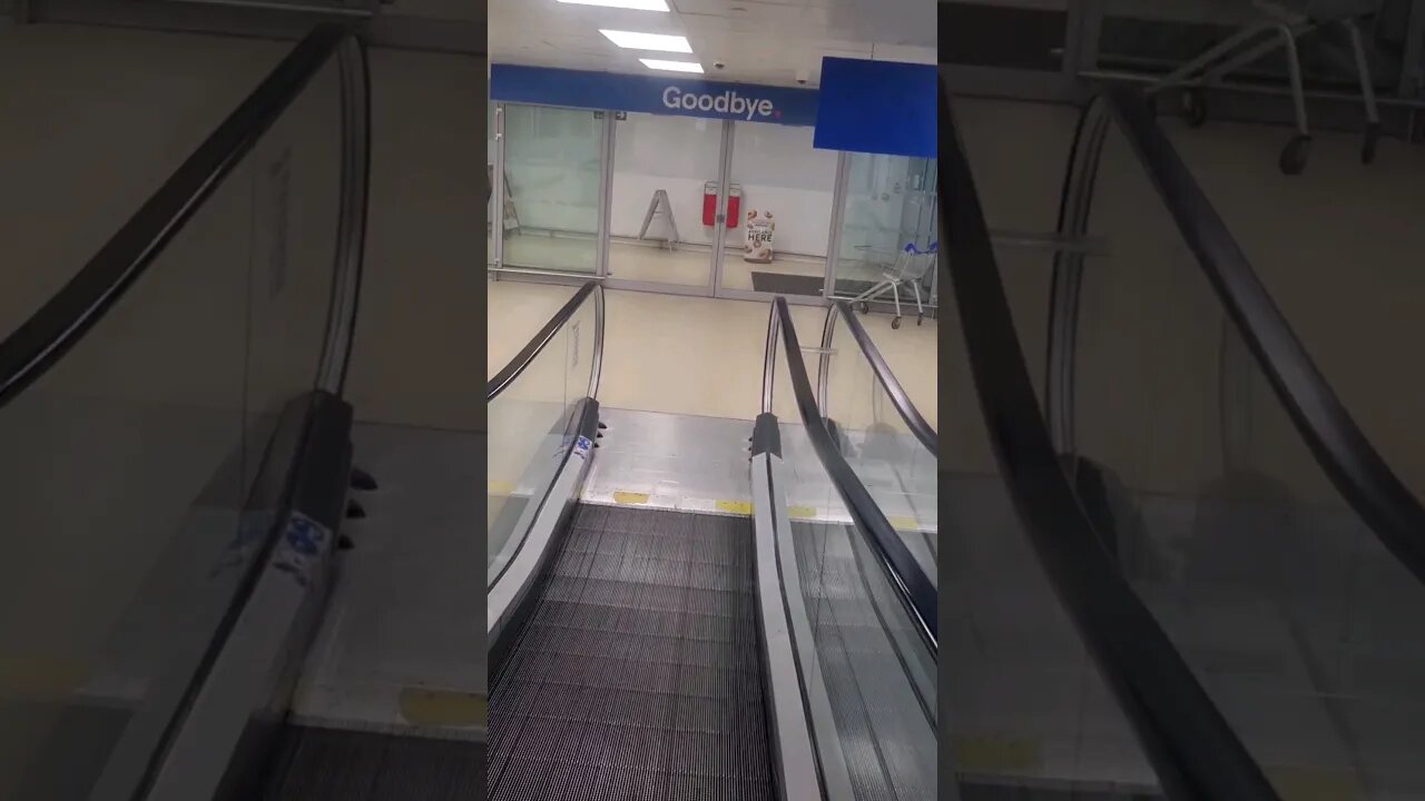 Escalator fun, GOODBYE #viral #trending #fun #goodbye #shorts #viralshorts