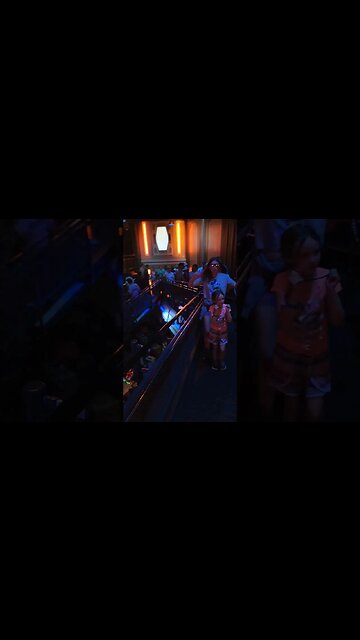 Disney's Hollywood Studios Why Was Star Tours Line So Long?