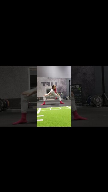 HOW TO DO THE SIDE SPLITS FOR BEGINNERS #SHORTS