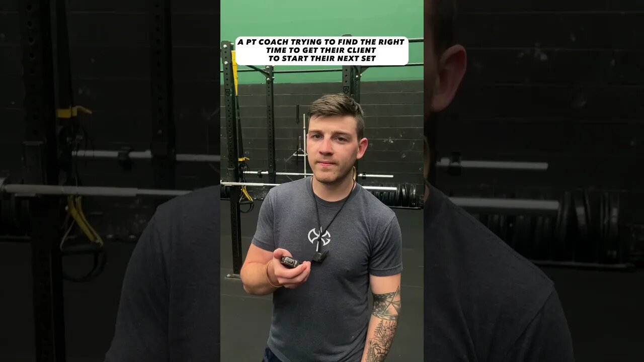 A PT trying to start the next set 😂😂