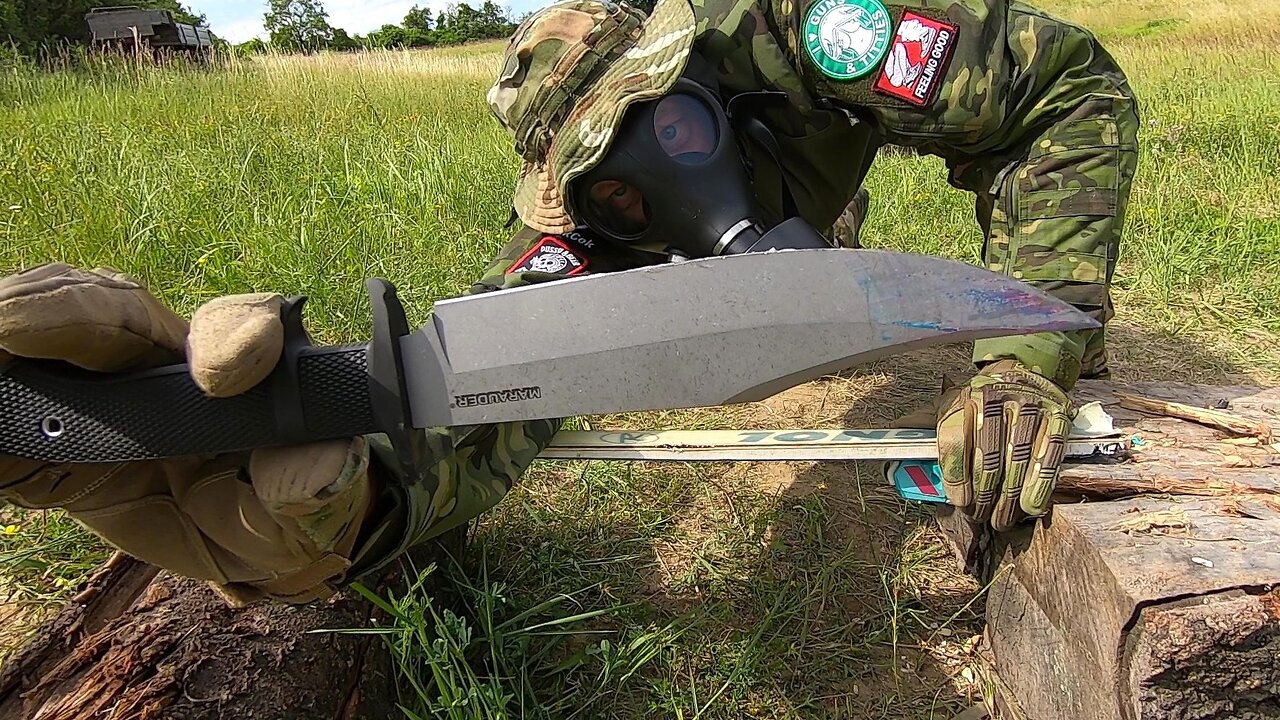 COLD STEEL MARAUDER BOWIE - DESTRUCTION TEST - AUS8A STEEL