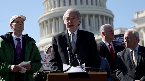 Senate Democrats Are Trying To Uphold Net Neutrality