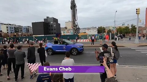 Daniel do Nascimento and Evans Chebet 2022 NYC Marathon Winner at 4th and Union St Brooklyn