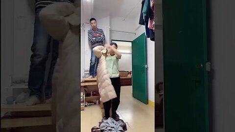 What's the #1 Funniest Video of 2023? Watch These Chinese #Shorts to Find Out!