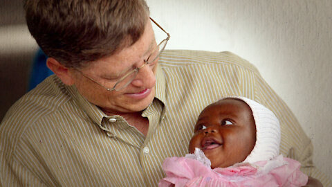 MSM Targeting Black People With Vaccine Propaganda To Enslave Them