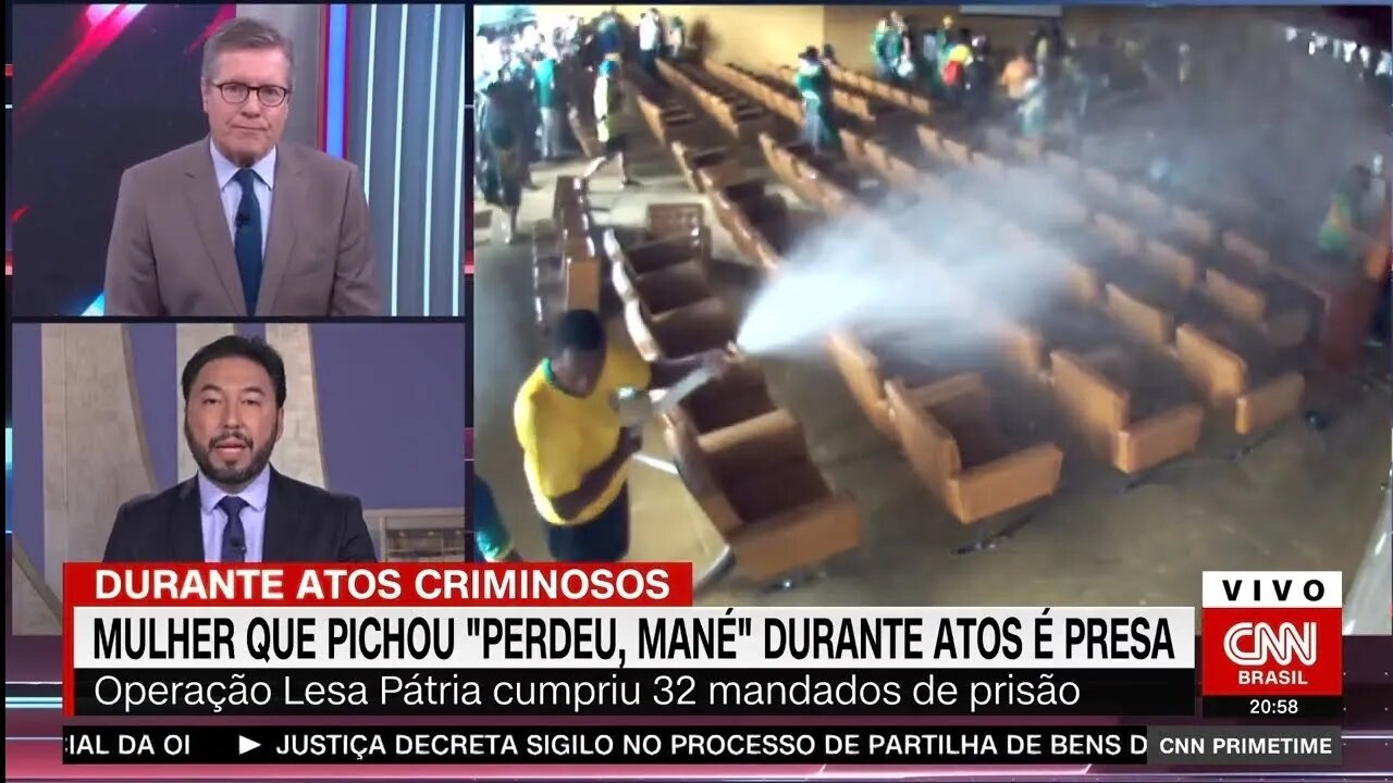 Mulher que pichou "perdeu, mané" durante ataques de 8/1 é presa pela PF CNN PRIME TIME @shortscnn