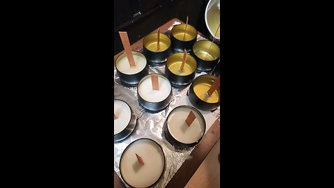 candle pouring