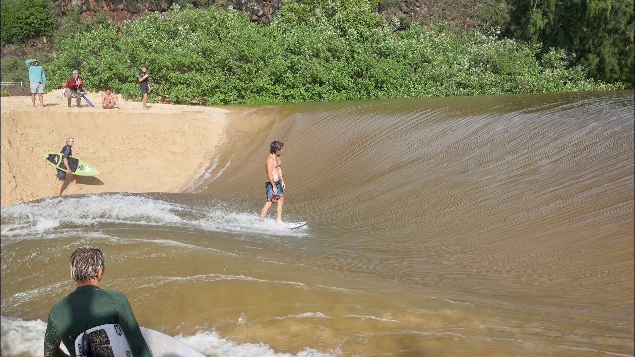 Mason Ho Surfing Very CRAZY Waimea River