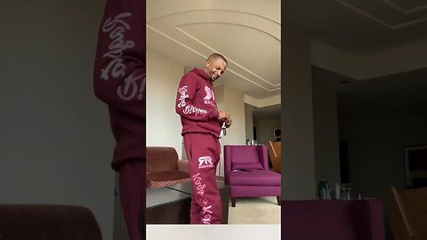 CHARLESTON WHITE IG LIVE: Charleston Feeling Himself & Hops On Phone W A Supporter (01/03/23)