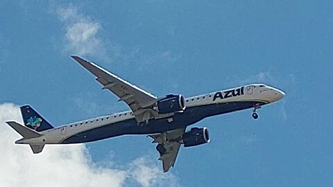Embraer 195 E2 PS-AEW coming from Recife to Fortaleza