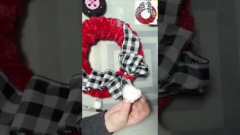 EASY Dollar Tree Christmas Wreath Farmhouse Scarf DIY Tutorial 🎄