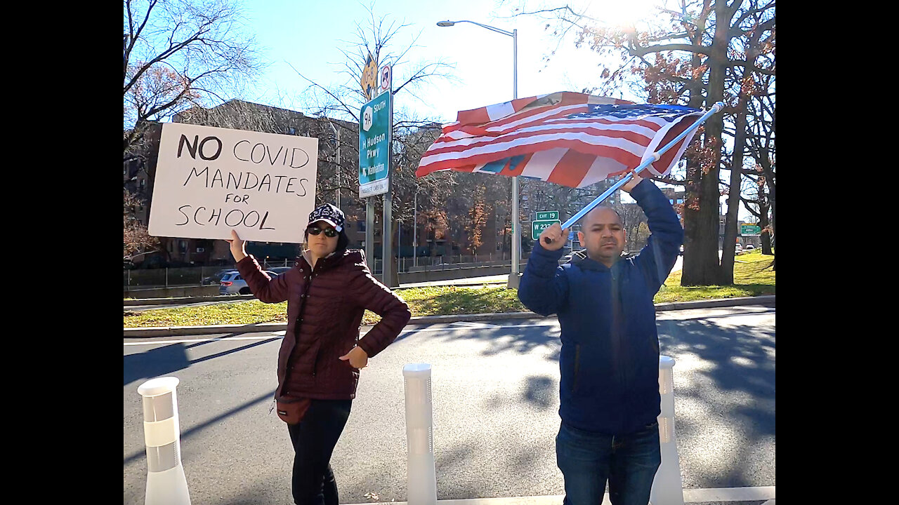 New York City Vaccine Mandate Protest at Assemblyman Jeffrey Dinowitz's Residence