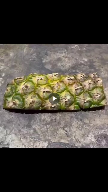 Amazing fact. The pineapple peel can withstand an iron ball with a temperature of +1000°C.