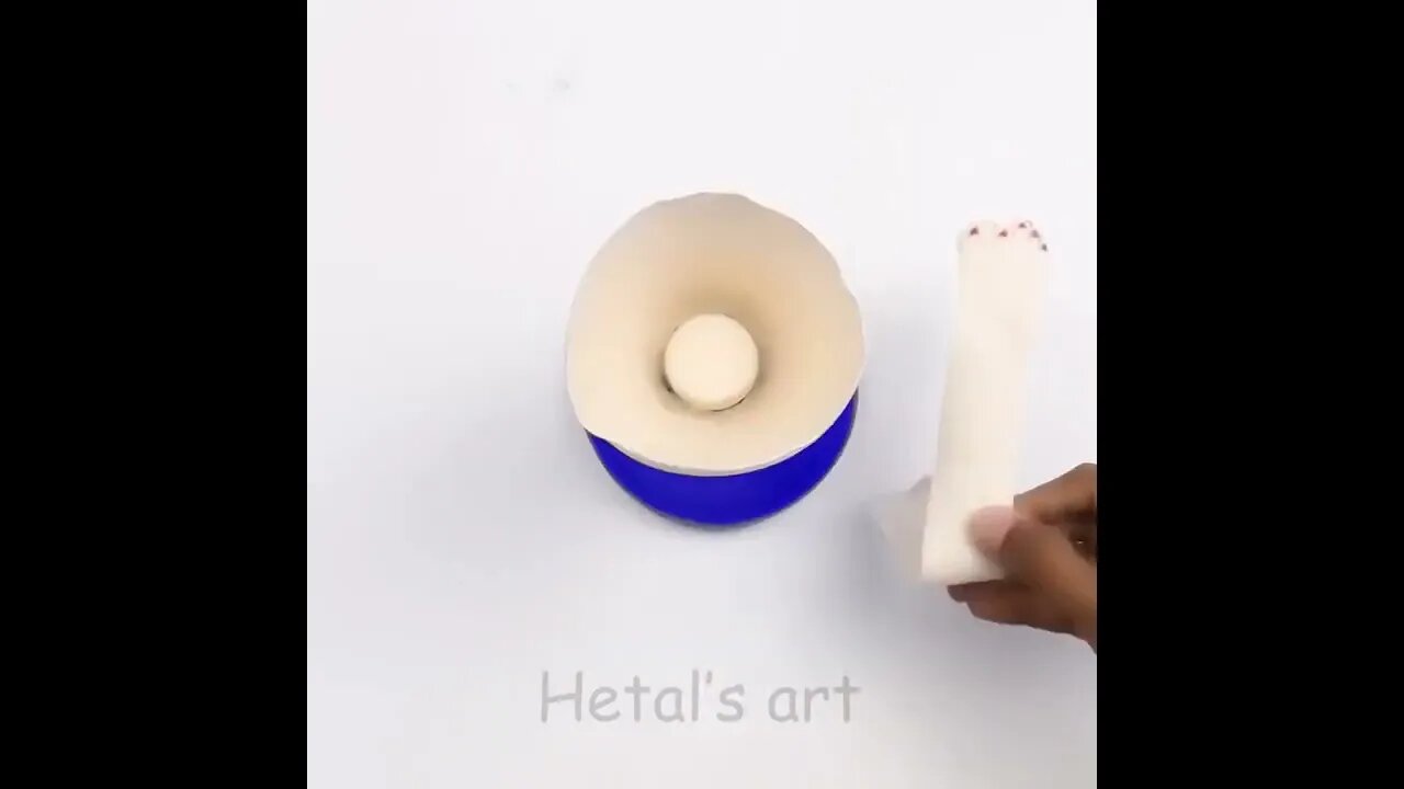 Convert Plastic Bottles Into Beautiful Flower Pots