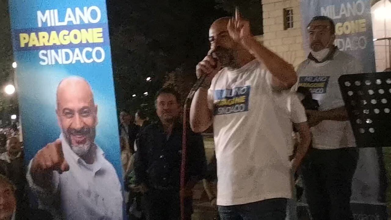 Senatore Paragone chiusura campagna elettorale 01.10.2021 Milano