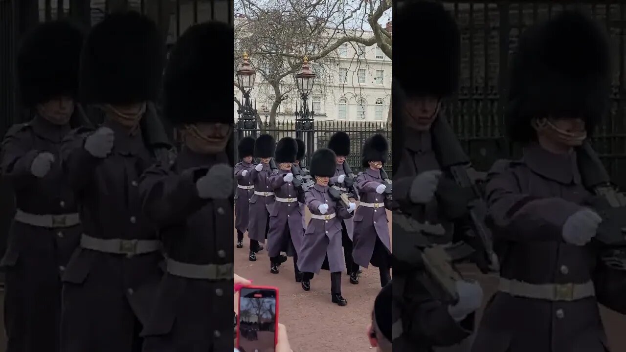 Kings guard marching out of Clarence House #buckinghampalace