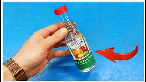 Don't buy super glue, make it yourself in 2 minutes from vinegar!