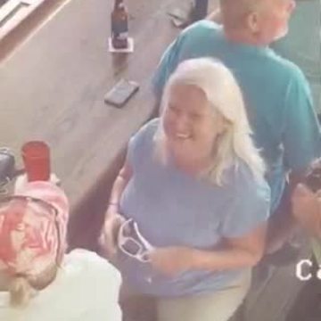 New video of Lois Riess in Fort Myers Beach