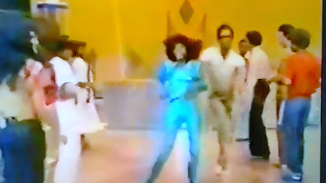 Soul Train Dancers Knock On Wood 1979