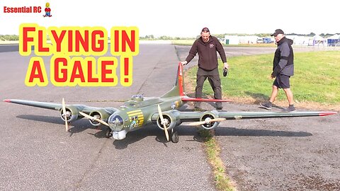 PRE-SHOW TEST FLIGHT ! GIANT B-17 Flying Fortress Bomber.