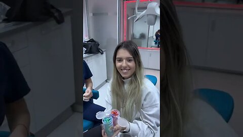 Ce Culoare a ALES? #oguritamica #mancaciosul #mancare