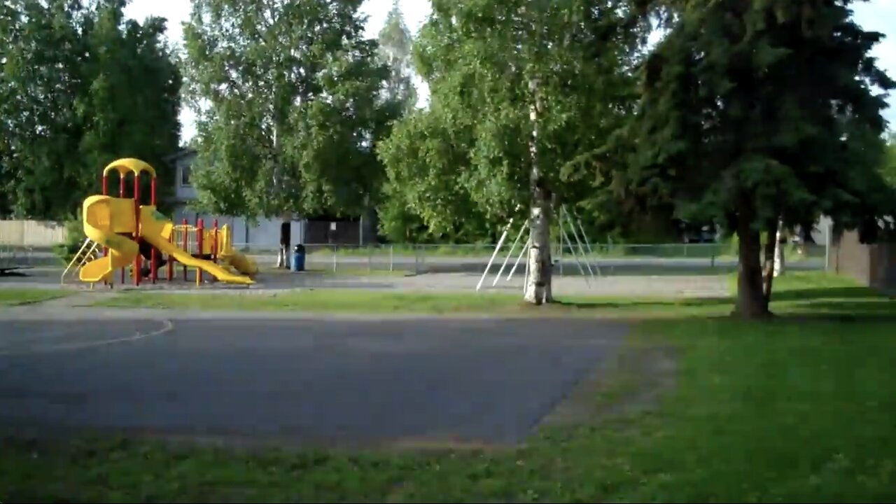 Season 2 , 48th metal detecting hunt of 2012 , Funtime park