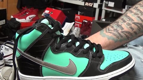 THROWBACK! 12-90K RED OCTOBERS SIGNED,NIKE SB TIFFANY REVIEW,YEEZY 950 PEYOTE,AND KNOWLEDGE #SGK23TV