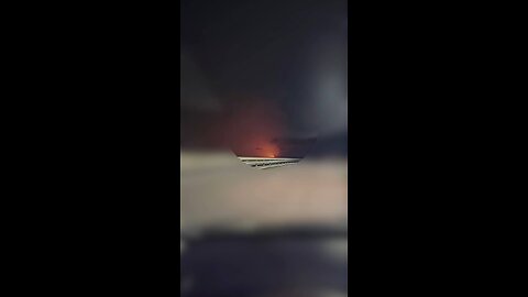 🔥👀 There is still a fire at the oil depot in Feodosia.