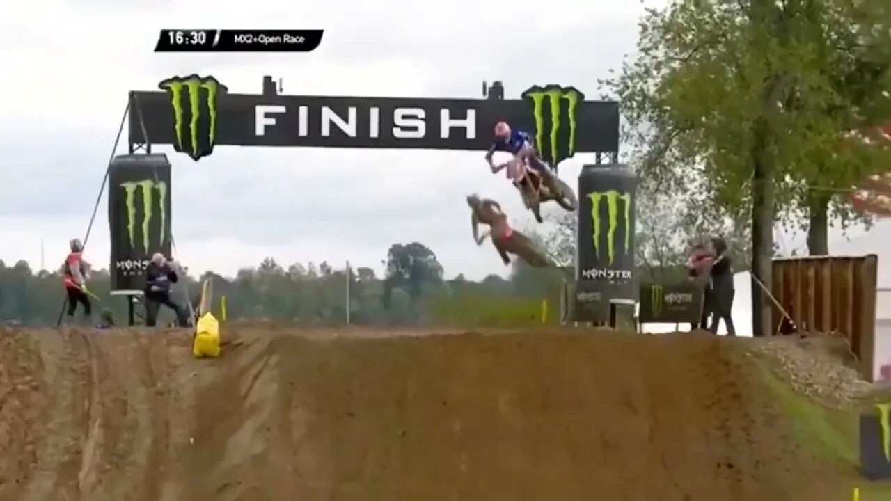 The Battle of Sexton and Guadagnini 2022 - MXoN