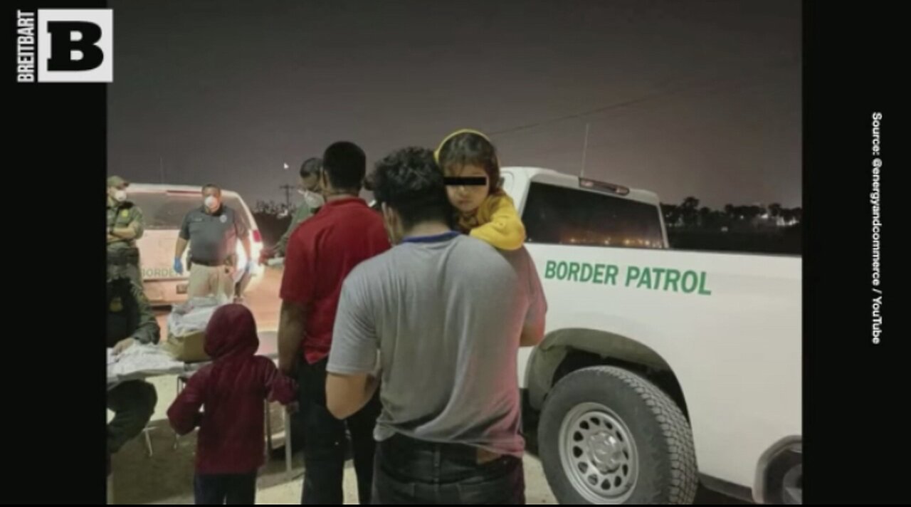 Rep. Cammack Confronts HHS Chief with Border Child Trafficking Case She Witnessed