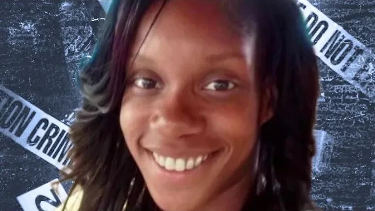 Missing Woman Found DEAD In Boyfriends Backyard | Kathleen Moore Case