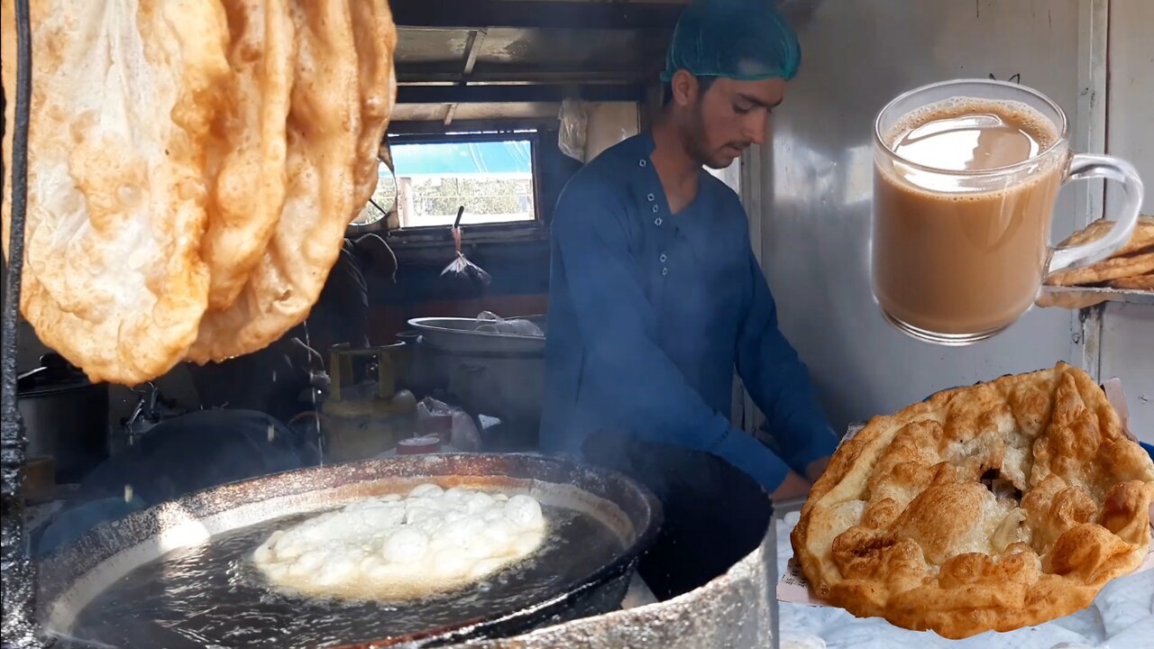 Breakfast Afghanistan People on Street Food/Parathan and Chai