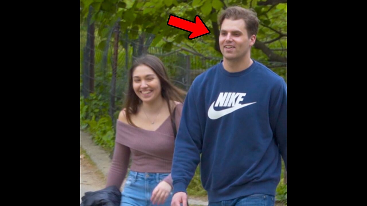 She Definitely Smelled That 😱