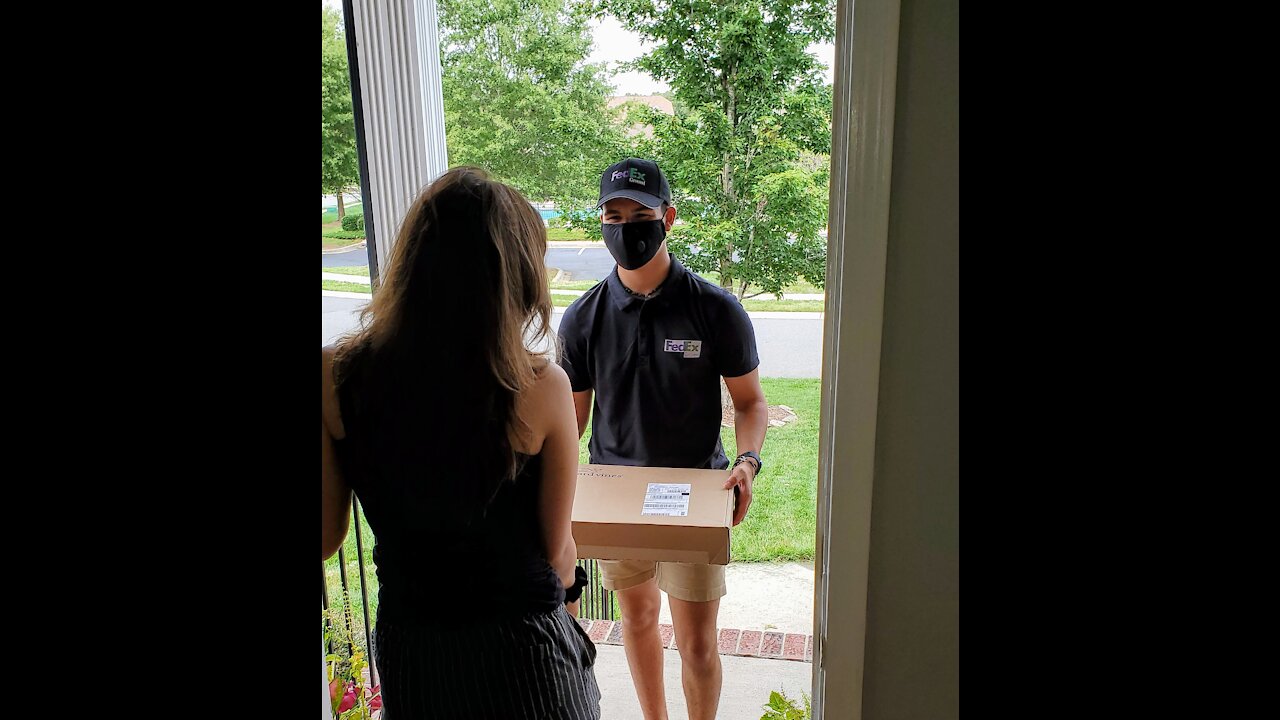 Teen Surprises Childhood Best Friend While Disguised As FedEx Driver