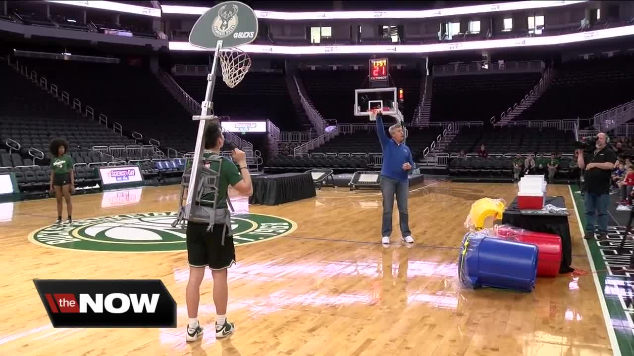 Storm Team 4 meteorologists take on Science Day at Fiserv Forum