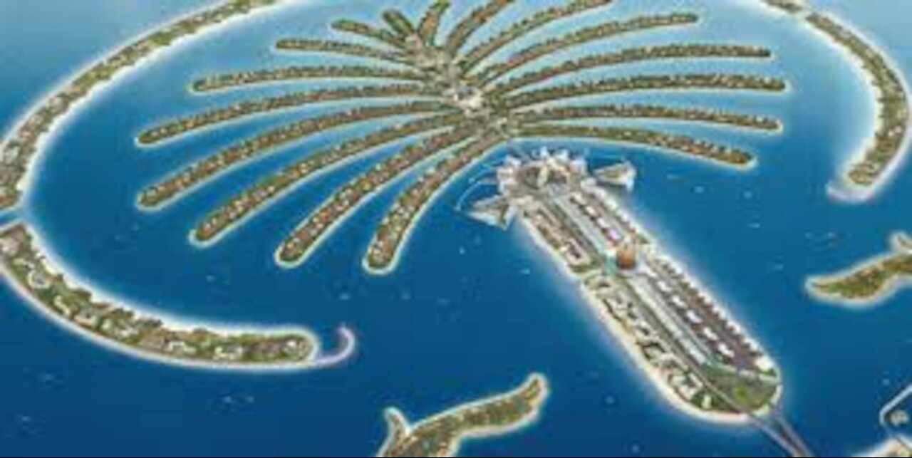 Floating Hotel In Jumeira Palm Dubai