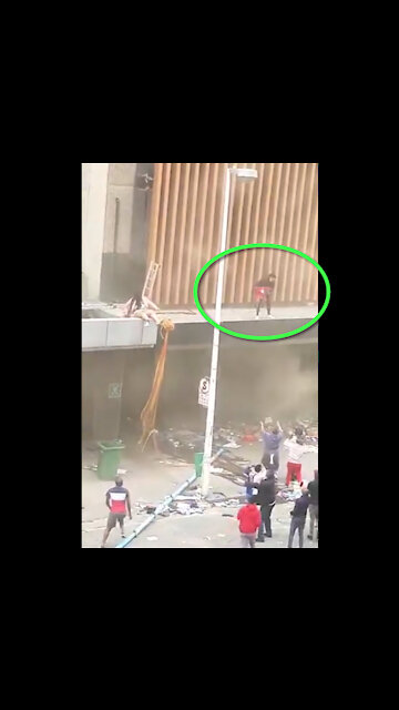 S.Africa: Loot, burn...save the children