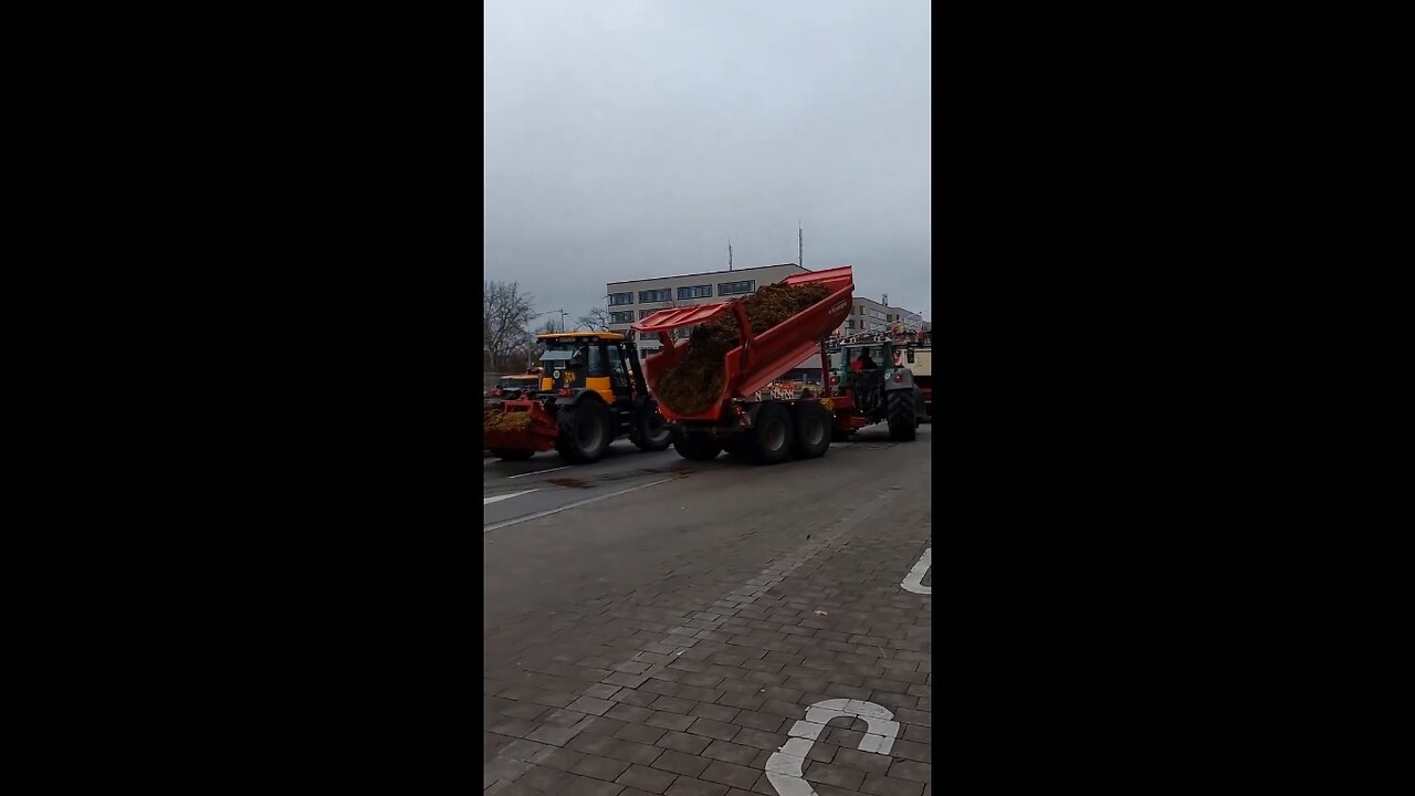 Suttgart DE: German Farmers 'Dump' Manure On The Streets In Protest Climate Agenda Policies