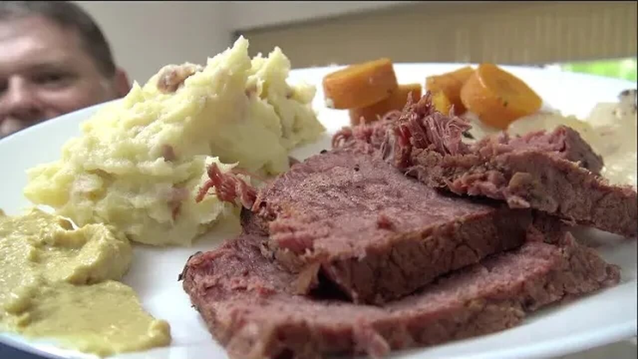How to Cook Corned Beef Silverside in a Pressure Cooker / Instant Pot