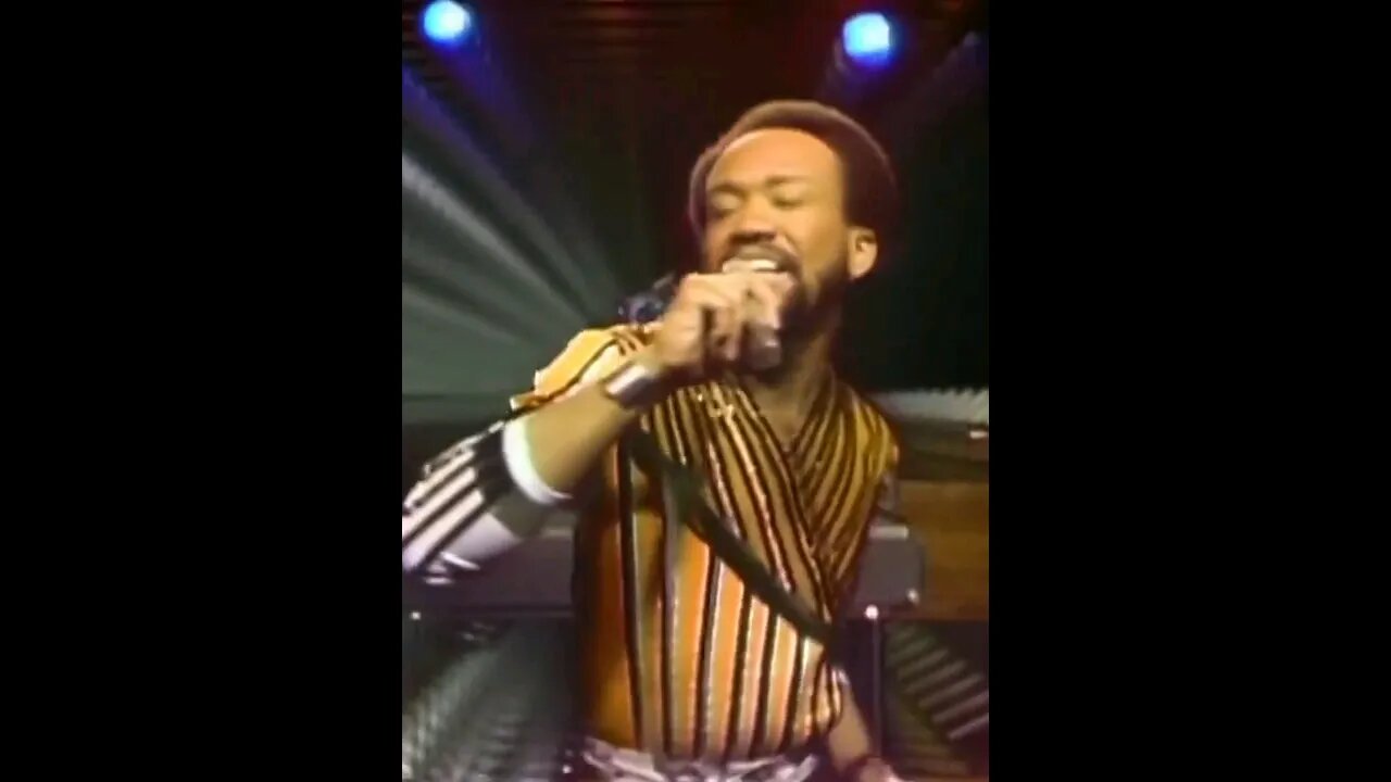 FUNKY GROOVY OLD SCHOOL #funk #oldschool #earthwindfire #disco