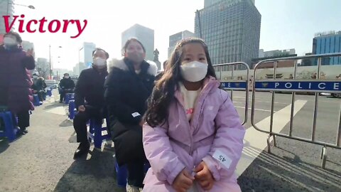 Korea news. 정치권력이 썩었으니 종교인들이 투쟁한다.한국 멸망과멸종을 구해 내고자 기도하는 종교인들 화이팅. 십자가혁명.