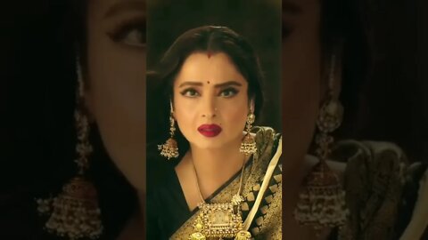 Rekha look beauti queen || Rekha dance #shorts