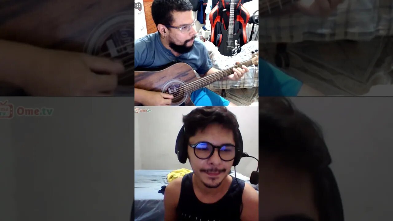 Tocando violão para pessoas desconhecidas no OmeTV/Omegle #shorts #05