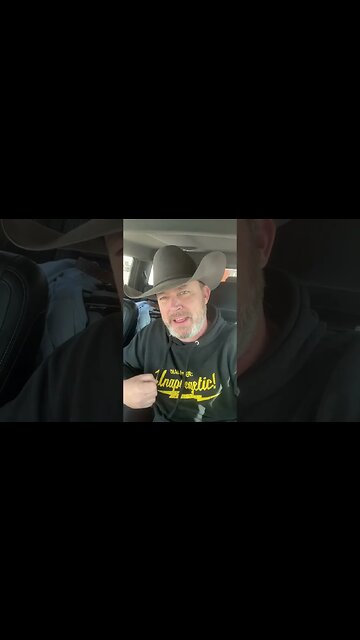 Crazy Long Fingernails on Women!!!! What’s the Deal?!