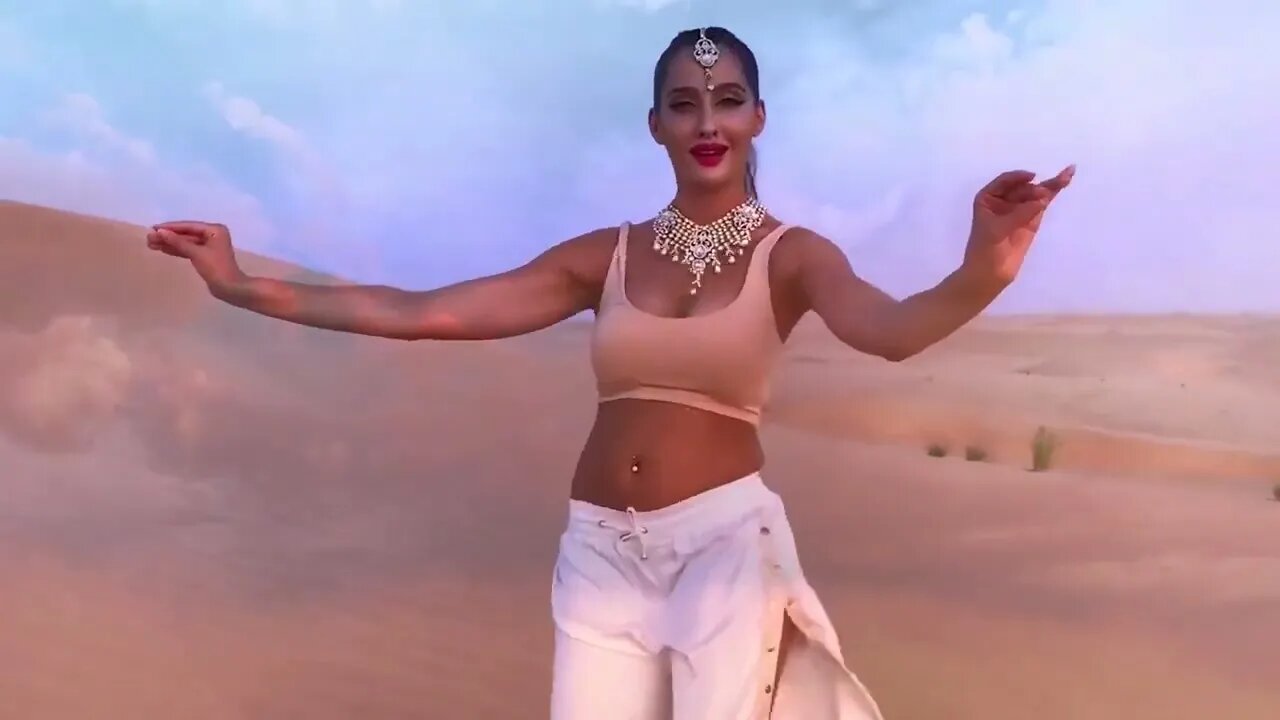 The Alluring Art of Sandstorm Belly Dance 🌪️💃| Experience the Mesmerizing Beauty of Sexy Belly Dance