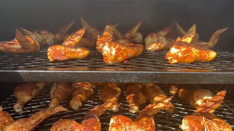 cookin some Chicken on the Pittmaker