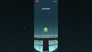 Pokémon Go - Solosis Evolving Into Duosion Showcase