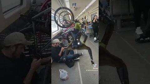 Pasan cosas raras raras en el #trensarmiento