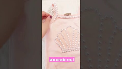 vem aprender ! #moldegratis #sapatinhodebebe #bebê #enxovaldobebê #costuracriativa #bodydebebe