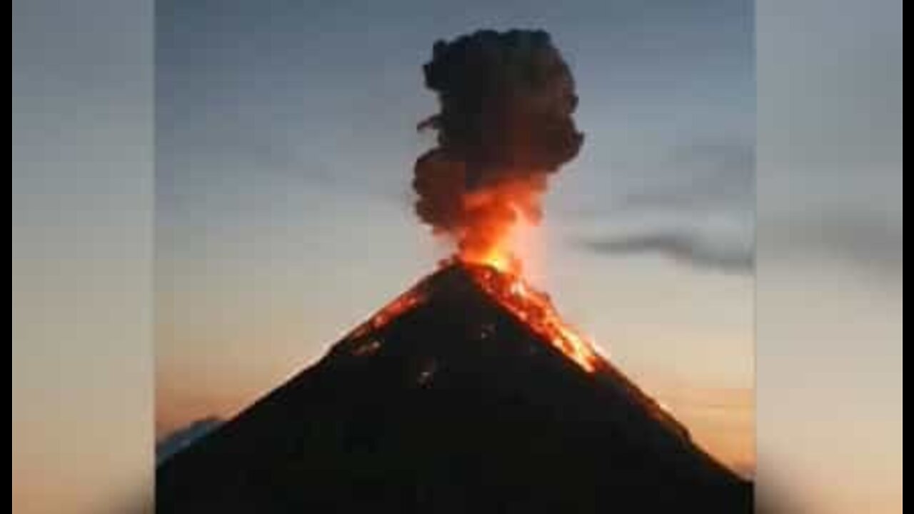 Mochileiros acampam embaixo de vulcão em erupção na Guatemala